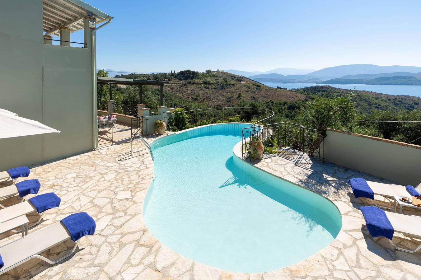 Villa Firefly by Villa Plus in Agios Stefanos (Corfu), Corfu