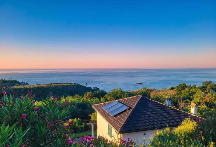 Appartamento per 2 persone, con Terrazza e Giardino nonché Panorama a Cogoleto