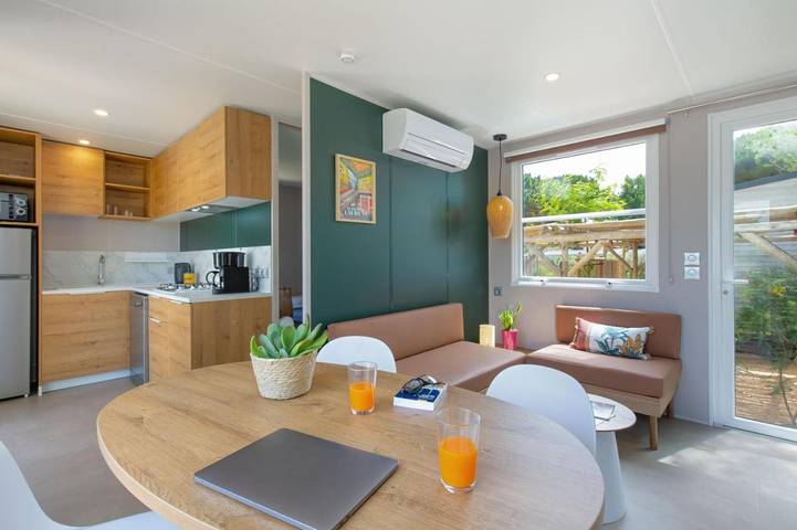 Camping pour 4 personnes, avec jardin ainsi que bassin pour enfant et piscine au Grau-d'Agde - 4