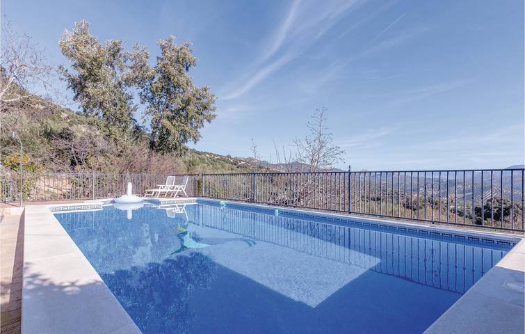 Casa de vacaciones para 8 personas, con Terraza además de Jardín y Piscina en Sierras Subbéticas - 2