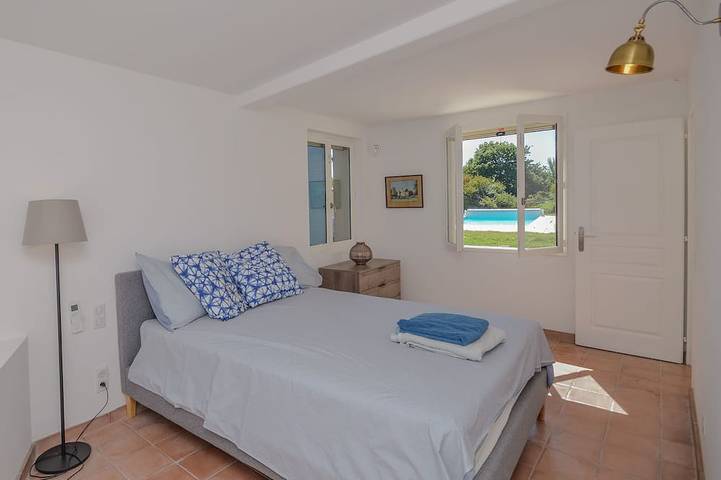 Location de vacances pour 14 personnes, avec jardin et terrasse à Courthézon - 2