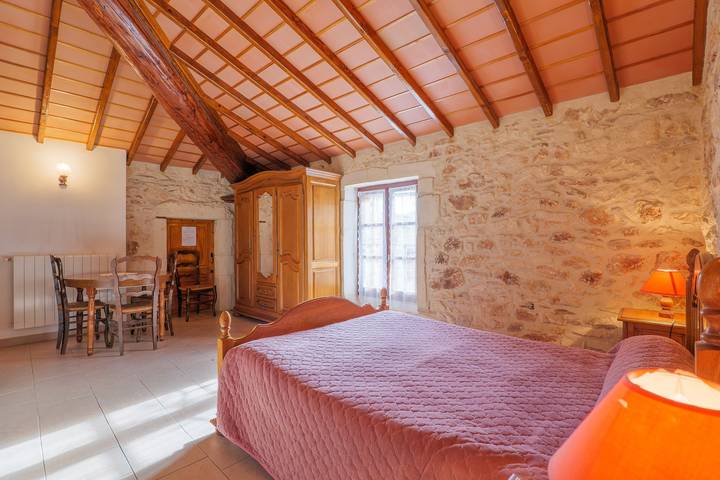 Location de vacances pour 4 personnes, avec jardin à La Garde-Adhémar - 4