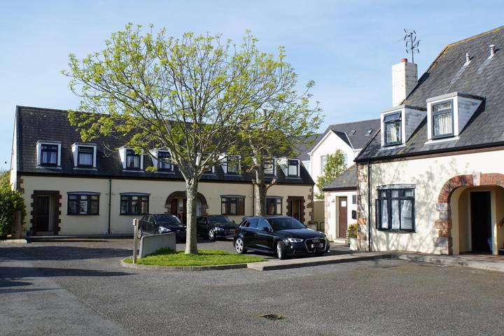 Gîte pour 3 personnes, avec jardin dans Saint-Hélier - 3