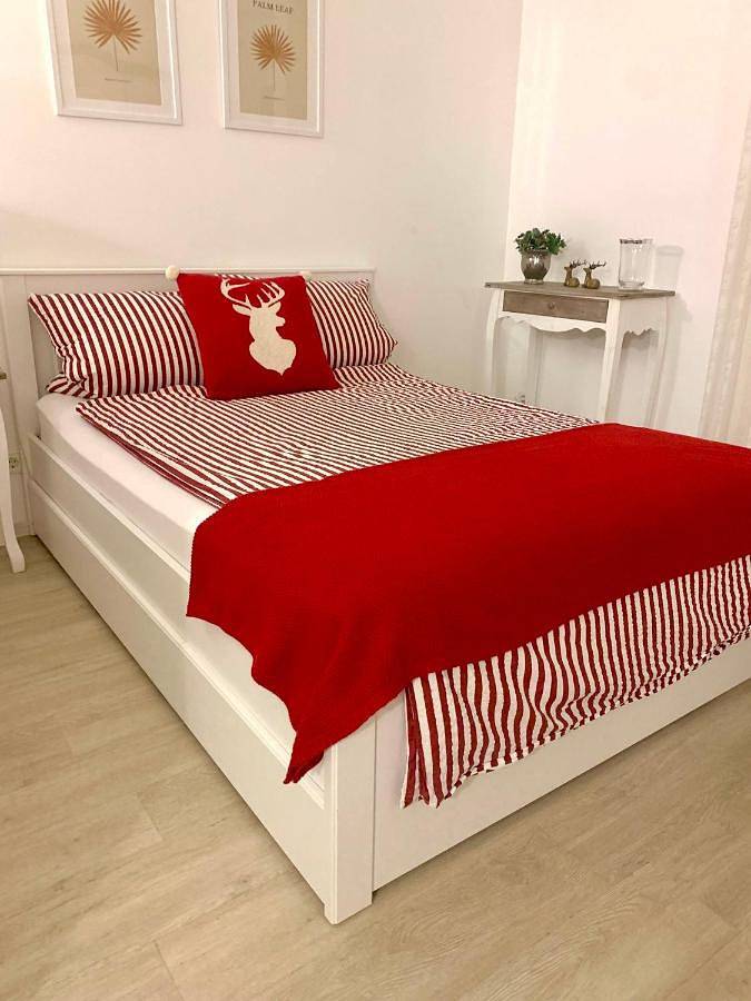 Ferienwohnung für 2 Personen, mit Terrasse und Ausblick