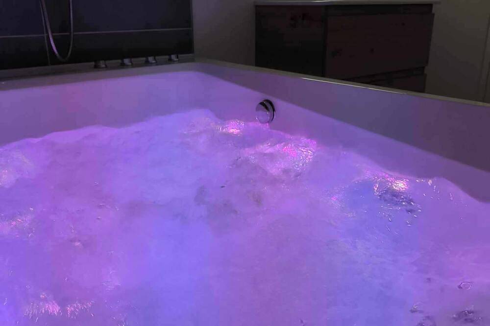 Ganze Wohnung, ☺☺ Gîte 4p Charleville Méziezres ☺☺ in Charleville-Mézières, Ardennen