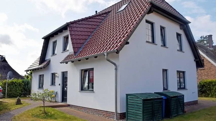 Ferienwohnung für 6 Personen, mit Balkon und Pool sowie Garten, mit Haustier am Selliner See - 2