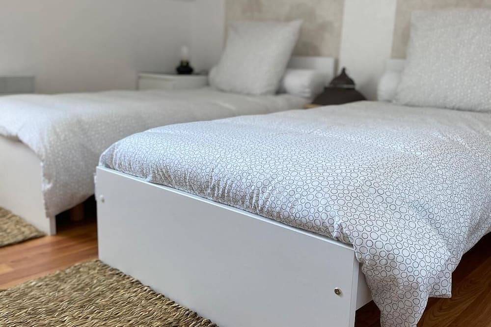 Appartement entier, Nouveau!! Location \"Bord De Mer\" Appartement plein centre à Loctudy ⭐️⭐️⭐️ in Loctudy, Région de Quimper