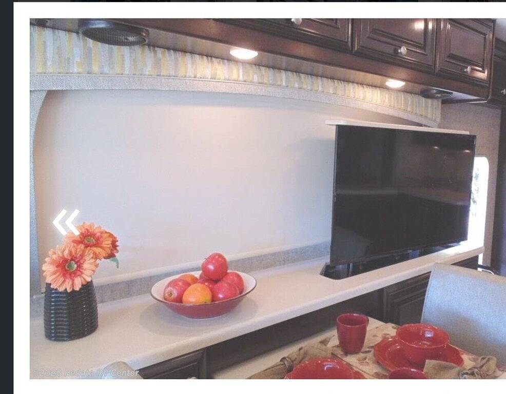 Camping for 4 Guests in Queensbury, Adirondack Mountains