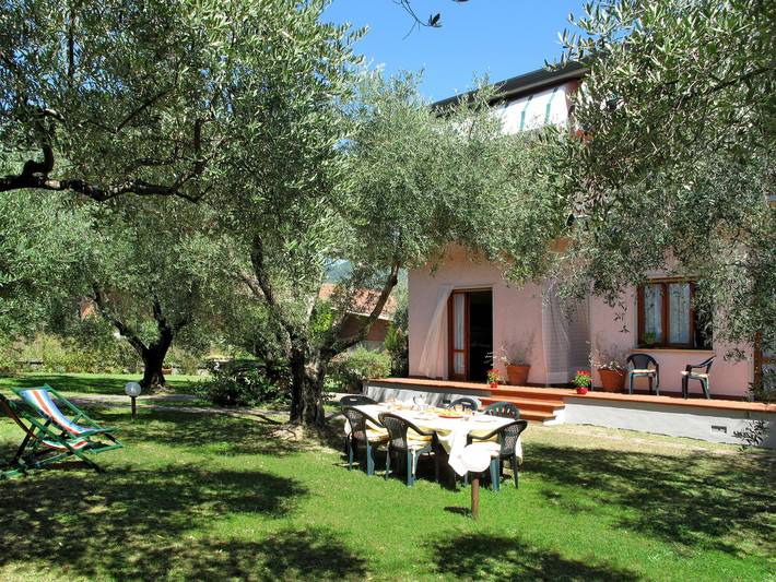 Apartamento de vacaciones para 8 personas, con jardín y terraza - 1