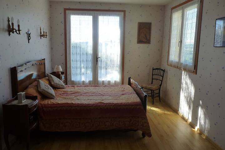 Location de vacances pour 6 personnes, avec jardin et balcon, animaux acceptés à Saint-Geniès-de-Fontedit - 2