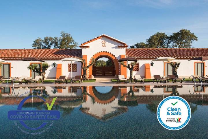 Hotel para 3 pessoas, com Terraço e Jacuzzi e ainda Jardim and Piscina infantil em Município de Alter do Chão