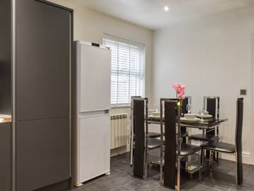 Holiday Rental for 5 People in Morecambe, Lancashire, Photo 3