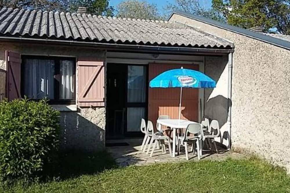 Casa de campo de 2 dormitorios (7 personas) in Villefranche-de-Panat, Aveyron (desambiguación)