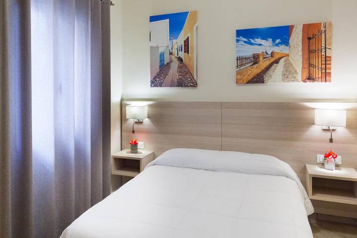 Maison d’hôte pour 2 personnes, avec terrasse, animaux acceptés dans Syros - 3