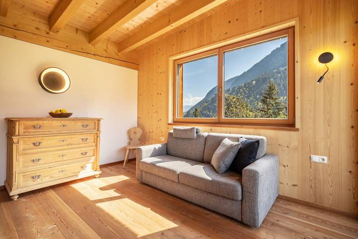 Entire apartment, Mayrhof im Kirschengarten Apartment with Mountain View & Balcony in San Pancrazio, Ortler Alps
