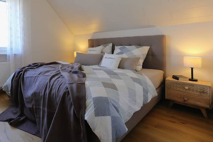 Ferienwohnung für 6 Personen, mit Balkon und Garten in Mastershausen - 2