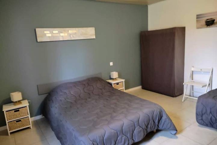 Gîte pour 2 personnes, avec terrasse et jardin, animaux acceptés à Saint-Michel-Escalus - 2