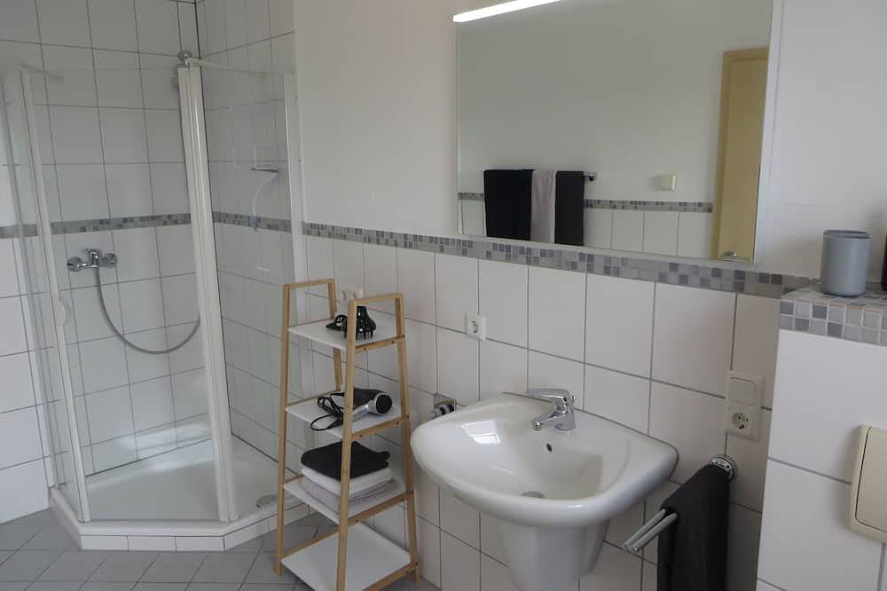 Ganze Wohnung, Ferienwohnung Hansen, in ruhiger Lage mit wunderschönem Ausblick in Welschbillig, Landkreis Trier-Saarburg
