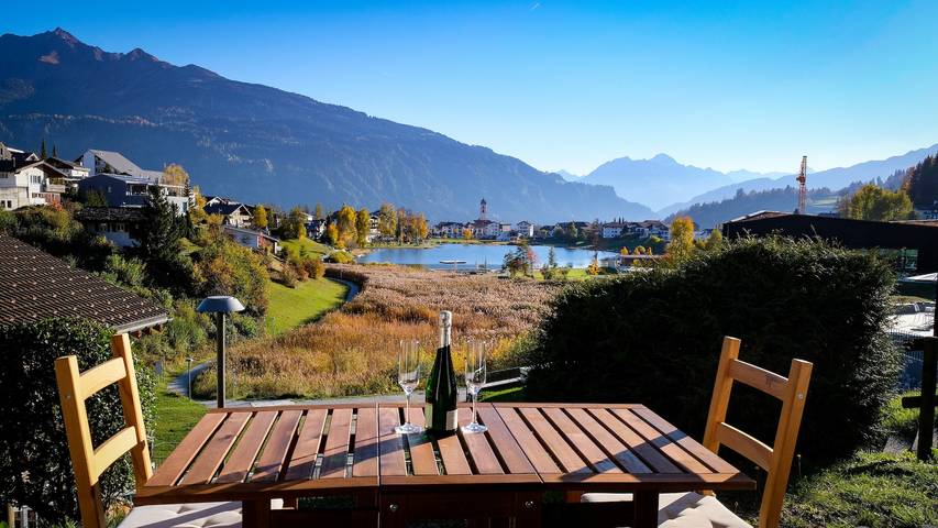 Entire holiday apartment, Casa Darschalé D 4.3 - 3.5 room apartment in Laax Dorf, Laax