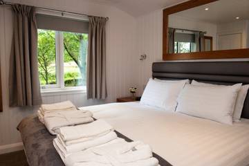 Chalet for 2 People in Lowlands, Renfrewshire, Photo 2