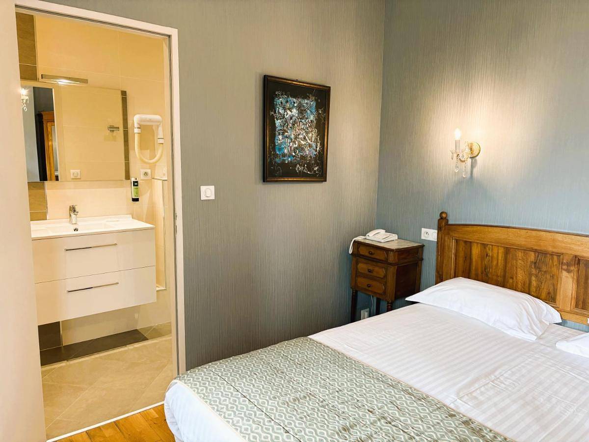 Double Room in Argelès-Gazost, Pyrénées