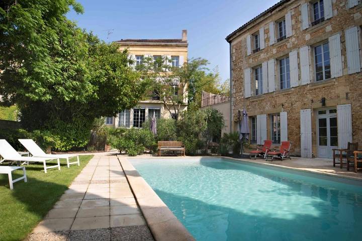 Chambre d’hôte pour 3 personnes, avec piscine ainsi que jardin et jacuzzi à Bergerac