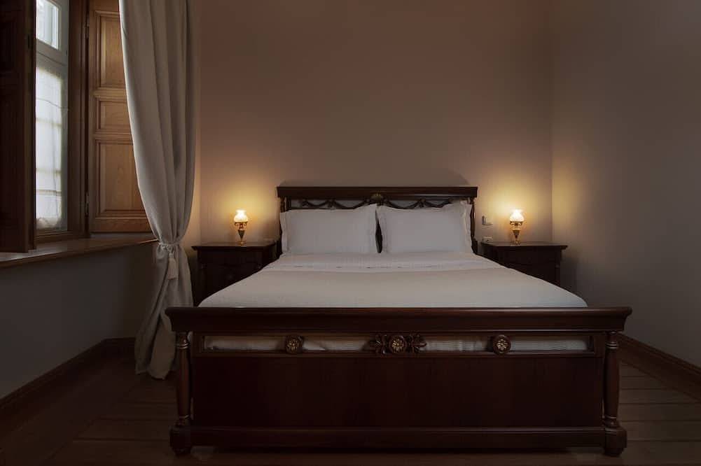 Mansion \" Antoinette\" in Hydra