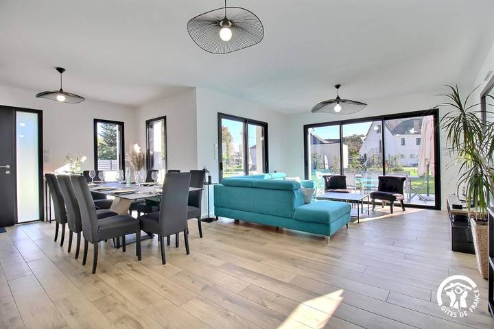 Gîte pour 8 personnes, avec jardin et terrasse, animaux acceptés à Pluvigner - 3