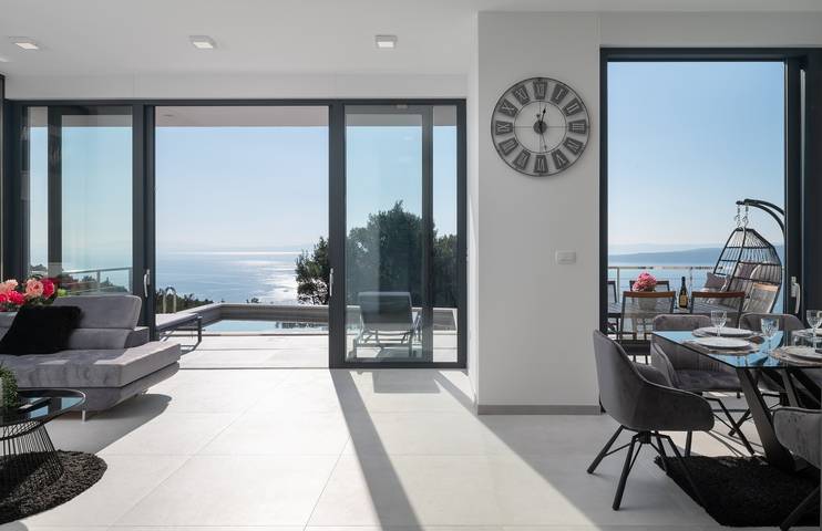 Villa pour 10 personnes, avec vue sur l’océan ainsi que jardin et piscine, animaux acceptés à Brela - 3