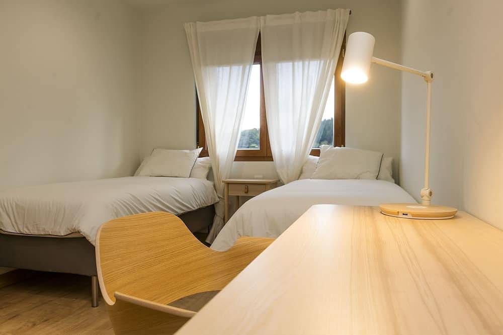 Ganze Wohnung, Apartment-Eigenes Badezimmer-3 personas in Cillorigo de Liébana, Cordillera Cantábrica