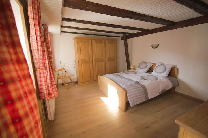 Ganze Wohnung, Traditionelle Unterkunft in einem typisch elsässischen Haus in Osenbach, Regionaler Naturpark Belchen der Vogesen