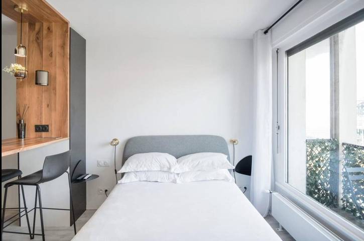Gîte pour 2 personnes, avec balcon, animaux acceptés dans Gare d'Annecy - 4