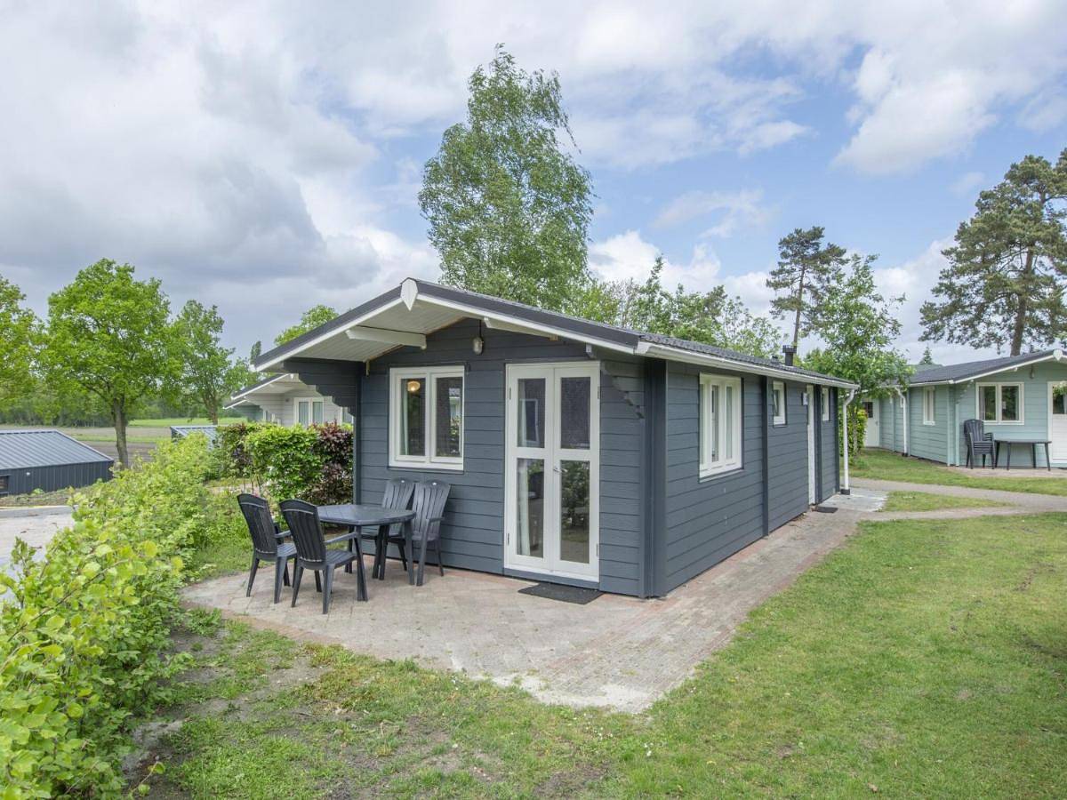Two-Bedroom Chalet in Nationaal Park De Maasduinen