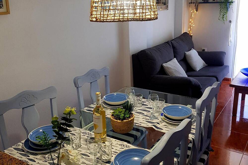 Appartamento intero, Appartamento 'Cabo De Palos' con Vista Mare, Wi-Fi e Aria Condizionata in Mar Menor, Costa Calida