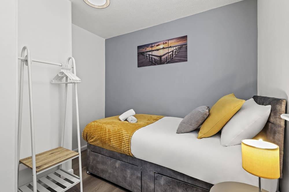 Apartamento entero, Kettering-Apartamento-Baño privado-Ejecutivo in Kettering, Northamptonshire