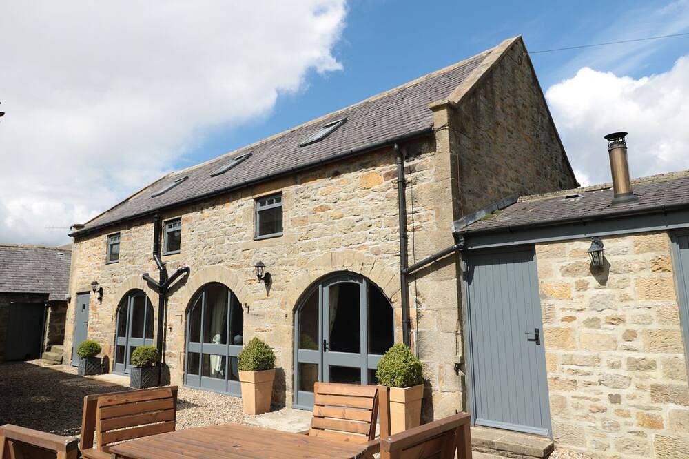 Granary Cottage, family friendly, with open fire in Bellingham in Bellingham (UK), Kielder Forest Park