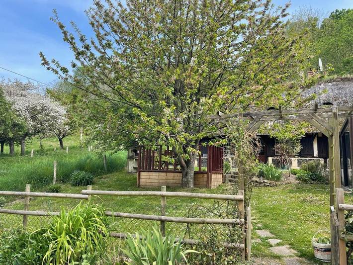 Gîte pour 2 personnes, avec jardin et terrasse dans Tourville-sur-Pont-Audemer