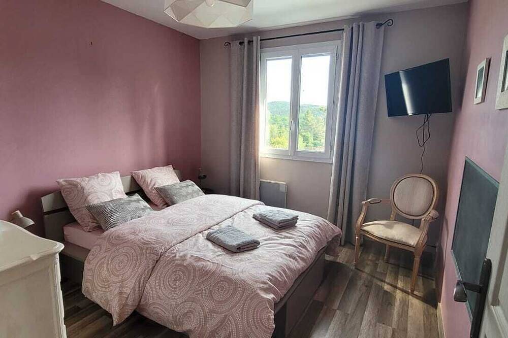 Villa de standing au milieu de la nature avec piscine chauffée jaccuzi extérieur in Clermont-l'Hérault, Région de Lodève