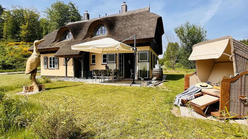 Ferienhaus für 4 Personen, mit Sauna und Terrasse sowie Garten, mit Haustier