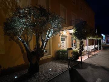 Hôtel pour 4 personnes, avec vue et terrasse à Bédarieux