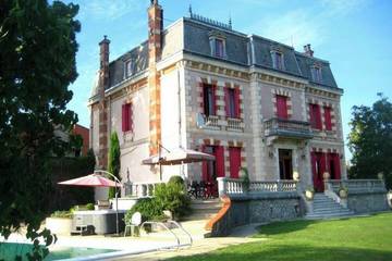 Château pour 10 personnes, avec piscine et jacuzzi dans Haute-Garonne