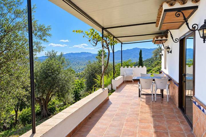 Casa de vacaciones para 6 personas, con jacuzzi además de piscina y jardín - 1