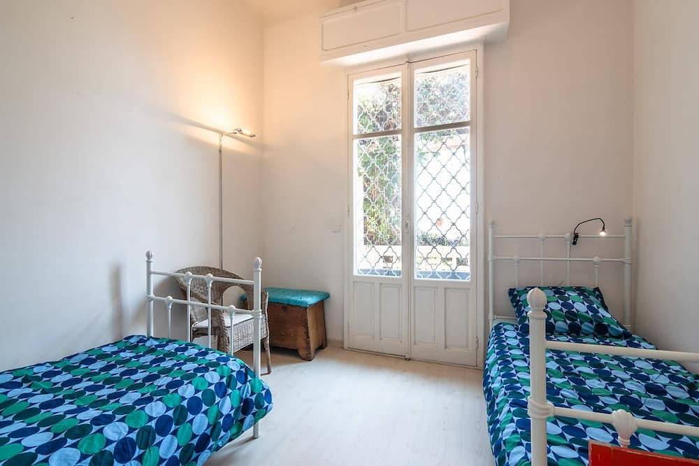 Elegant Seaside Villa in Èze in Èze, Nice region
