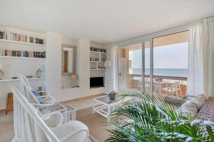 Apartamento entero, Apartamento en primera línea de mar. in Pals, Costa Brava