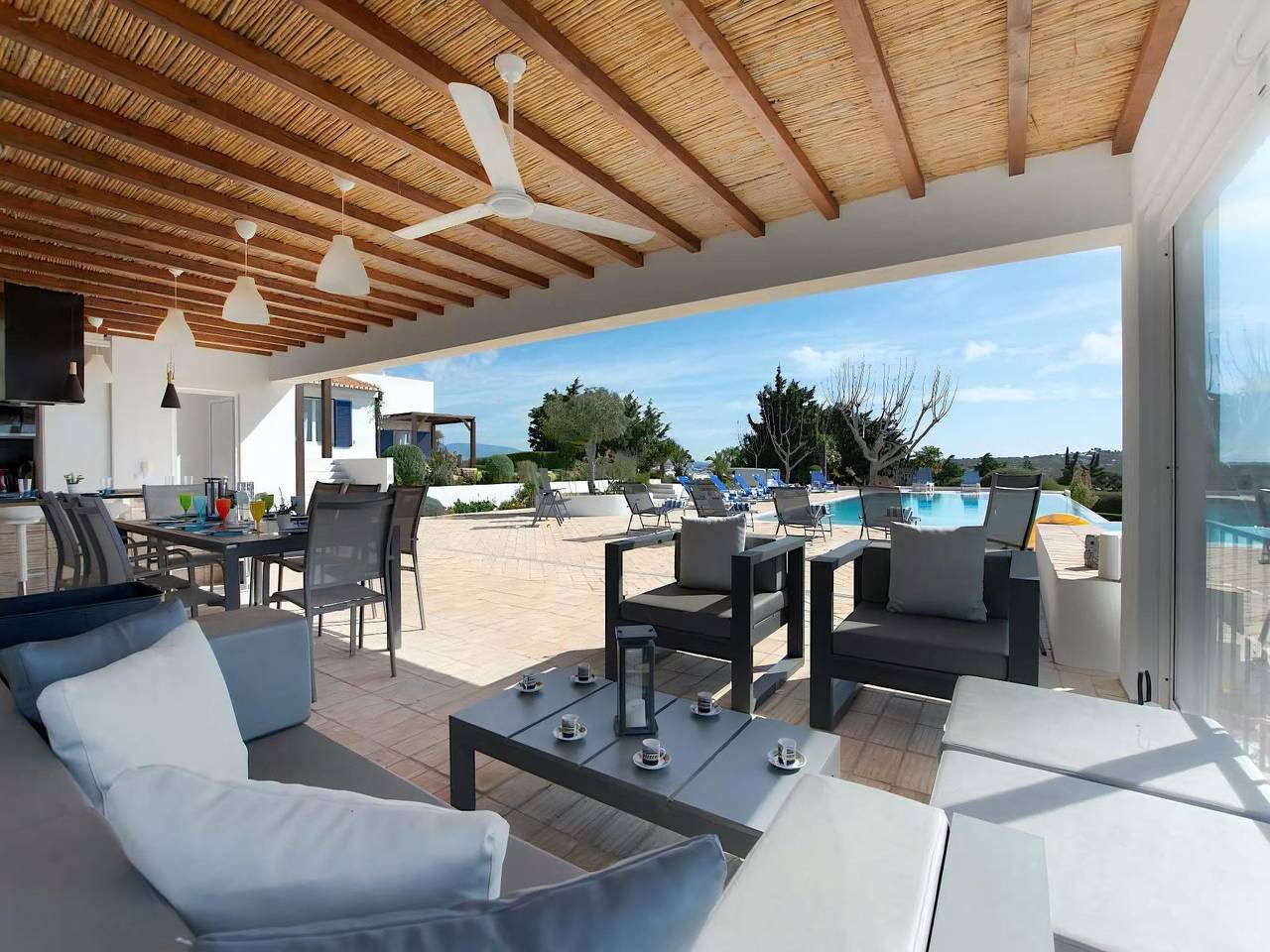 Outstanding Lagos Villa | 6 Bedrooms | Villa Alfarrobeira | Stunning Sea & Marina Views in São Sebastião, Lagos