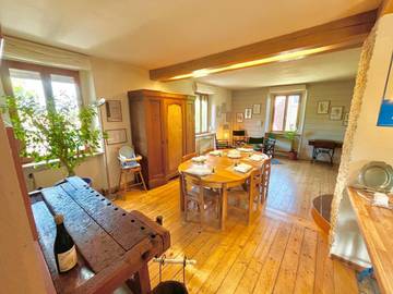Gîte pour 8 personnes, avec vue et jardin dans Algolsheim