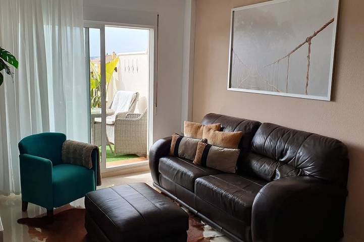 Appartement entier, Casa Girasol, appartement ensoleillé avec Wifi in Los Montesinos, Costa Blanca