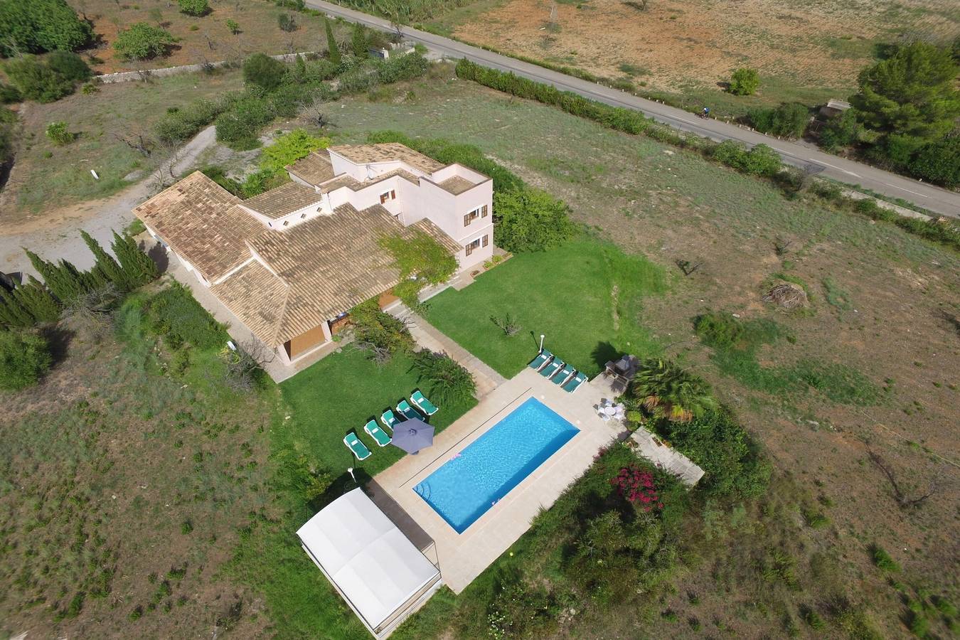 "Finca Port Vert2 con vistas a la montaña, piscina, Wi-Fi, terraza y jardín in Son Servera, Mallorca Este