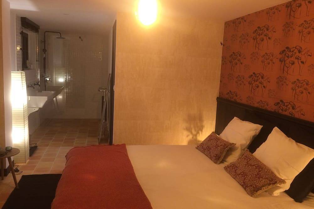 Belle propriété avec piscine chauffée au coeur d'Hossegor plage centrale à pieds in Hossegor, Côte d’Argent