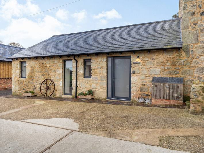 Cottage for 4 people, with garden, with pets on the Isle of Wight